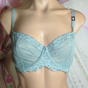 VS victoria secret Dream Angel bra push-up w/o padding nwts